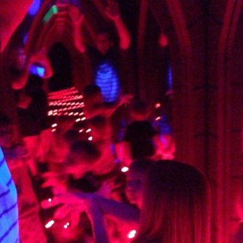 Ripley's Mirror Maze - Fall 2014 - Escape Games Near Me - Gatlinburg, Tennessee Ripley's Mirror Maze - Fall 2014 - Escape Games Near Me - Gatlinburg, Tennessee