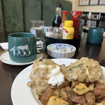 Hawaiian Restaurant 1933 - Eggs Benedict  can't remember what it's called, but get the ones with the biscuits! - Breakfast & Brunch Near Me - Boulder City, Nevada