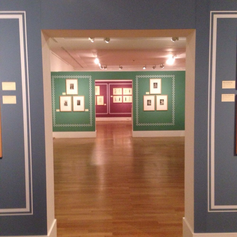 Kunstbibliothek - The different areas of the exhibition "!Krieg Und Kleider". - Museums Near Me - Berlin, BE
