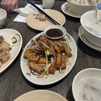 Wonton Noodle House - Radish cake, pan fried rice rolls, pork and preserved egg congee - Noodles Near Me - Edmonds, Washington Wonton Noodle House - Radish cake, pan fried rice rolls, pork and preserved egg congee - Noodles Near Me - Edmonds, Washington