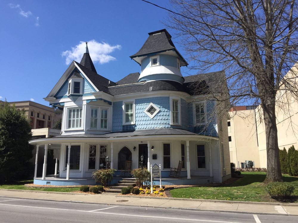 PIKEVILLE HISTORIC MANSION BED AND BREAKFAST Updated June 2024 179
