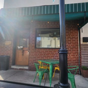 Ovenbird Bakery - OvenBird Bakery Pickup Window - Bakeries Near Me - Baltimore, Maryland