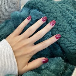 L A Nails