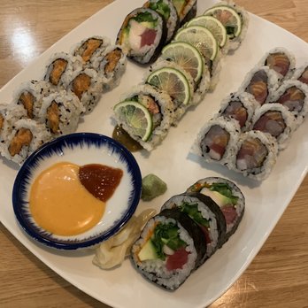 Hoshi Sushi - Japanese Near Me - Naperville, Illinois