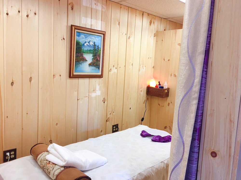 HAPPY BEAUTY SPA 10 Photos Day Spas 1094 Morton Blvd, Kingston