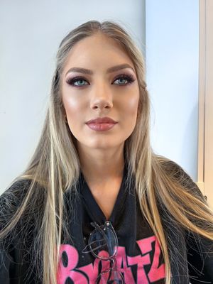 A BLOW DRY BAR - Updated January 2026 - 28 Photos & 19 Reviews - 9418 W