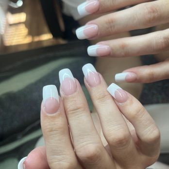 Studio 811 - Nail Salons Near Me - Ellensburg, Washington