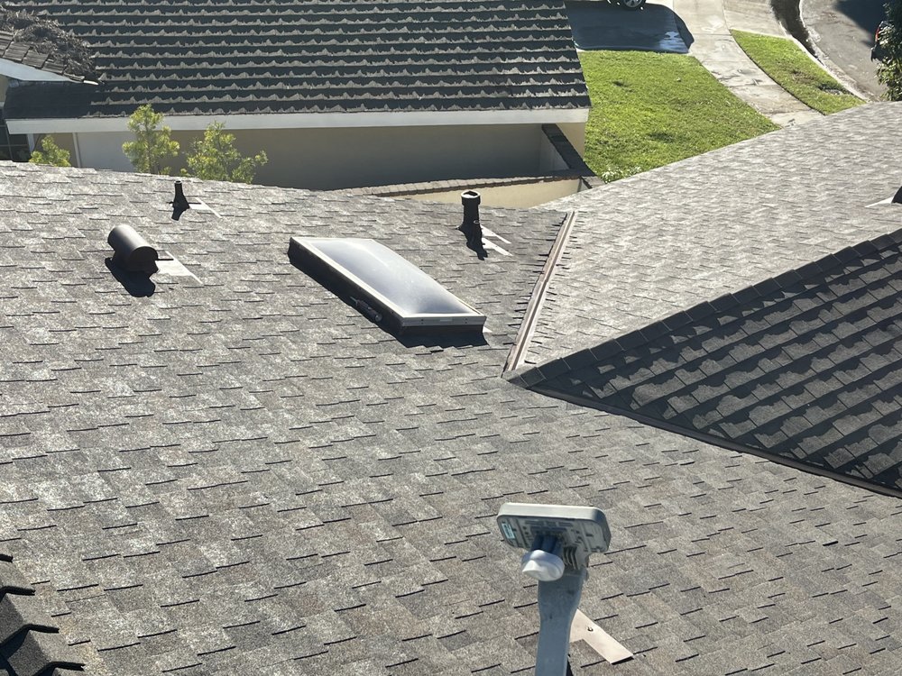 Slide of Ridge Runner Roofing