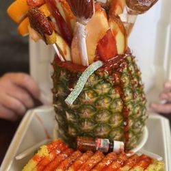 La Ventanita Snack Bar - Pina Loka