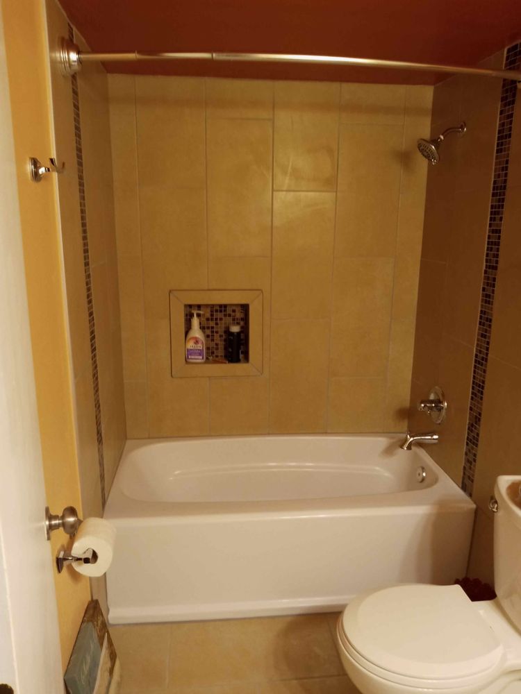 Slide of 1095 Handyman Services