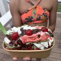 Busta Lime - Dubai Decadence with Strawberries