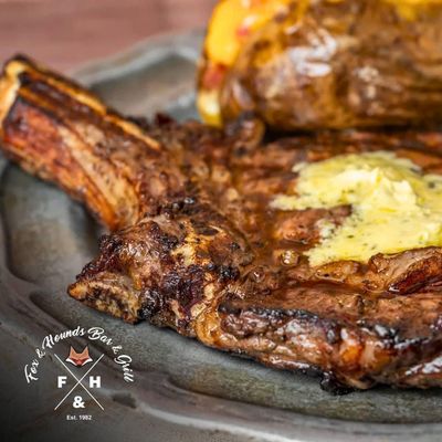 Fox & Hounds by null