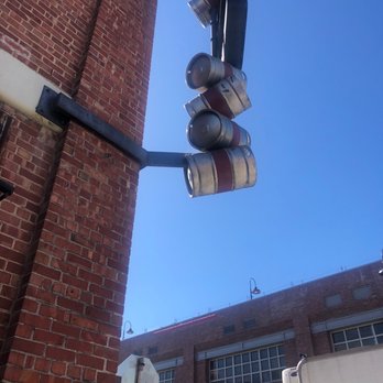 Cannery Row General Store - a traffic light - Beer, Wine & Spirits Near Me - Monterey, California