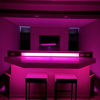Crystal Inn - Hot pink desk area! - Hotels Near Me - Houston, Texas