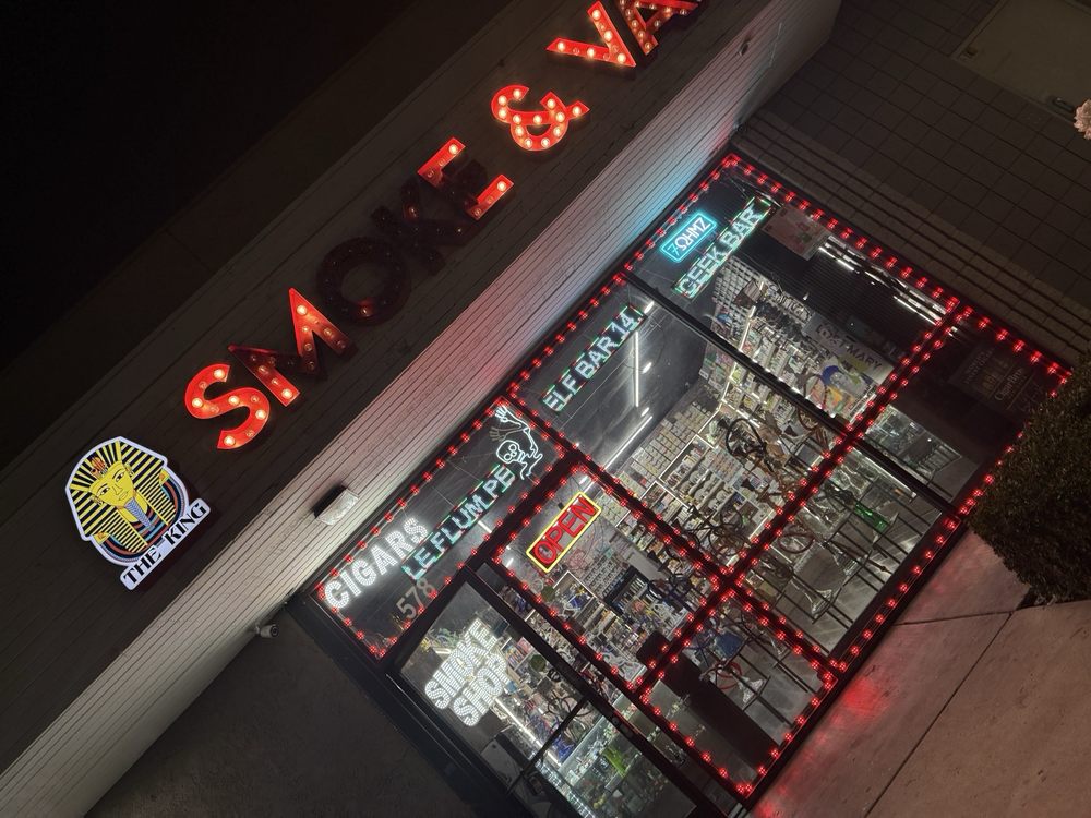 The King Smoke & Vape