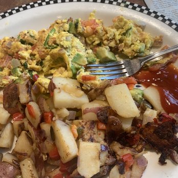 Black Bear Diner Layton - California Omelette (480 cals.) - Diners Near Me - Layton, Utah