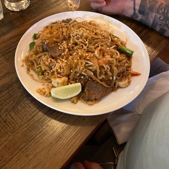 Siam Sushi & Thai - Thai Near Me - Middleburg, Florida Siam Sushi & Thai - Thai Near Me - Middleburg, Florida