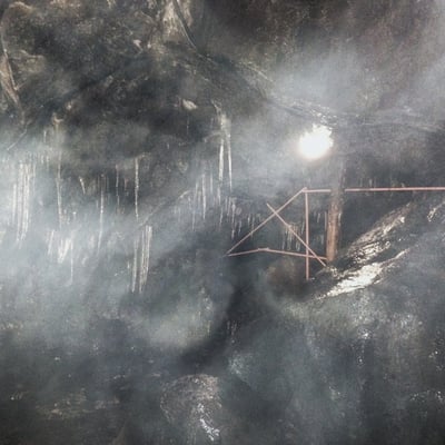 Fugaku Wind Cave by null