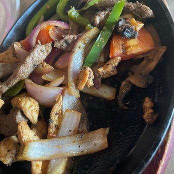 Habanero Grill - Chicken and steak fajitas - Mexican Near Me - Nashville, Tennessee Habanero Grill - Chicken and steak fajitas - Mexican Near Me - Nashville, Tennessee