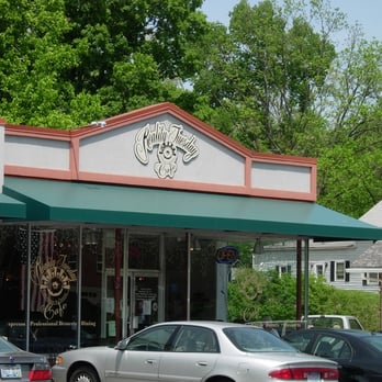 Reality Tuesday Cafe - Coffee & Tea Near Me - Park Hills, Kentucky