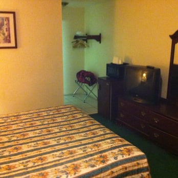 Days Inn by Wyndham El Centro - Hotels Near Me - El Centro, California