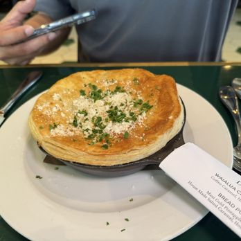Merriman's Honolulu - Chicken pot pie - Hawaiian Near Me - Honolulu, Hawaii Merriman's Honolulu - Chicken pot pie - Hawaiian Near Me - Honolulu, Hawaii