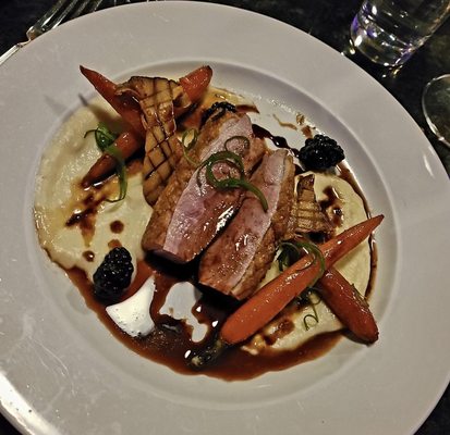 Parker's Bistro by null