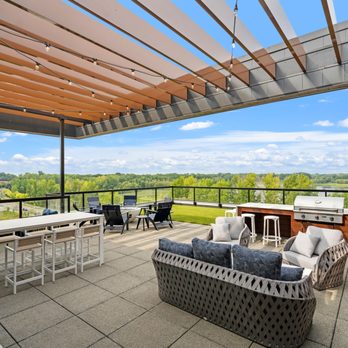 Paravel - Apartments Near Me - Eden Prairie, Minnesota