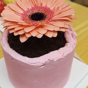 Ladun Treats - Cake - Bakeries Near Me - Everett, Washington Ladun Treats - Cake - Bakeries Near Me - Everett, Washington