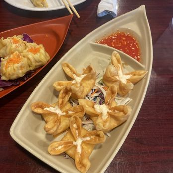 Siam Garden Thai Restaurant - Krab Rangoon (6) - Thai Near Me - Orlando, Florida Siam Garden Thai Restaurant - Krab Rangoon (6) - Thai Near Me - Orlando, Florida