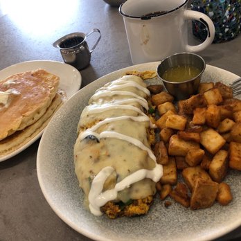 Mornings Breakfast & Brunch - Bad Hombre omelet - Breakfast & Brunch Near Me - Fishers, Indiana