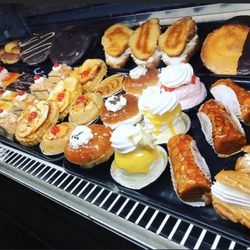 Hugo Café