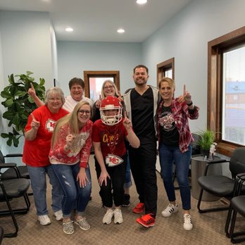 Cottonwood Dental - Cosmetic Dentists Near Me - Pratt, Kansas Cottonwood Dental - Cosmetic Dentists Near Me - Pratt, Kansas