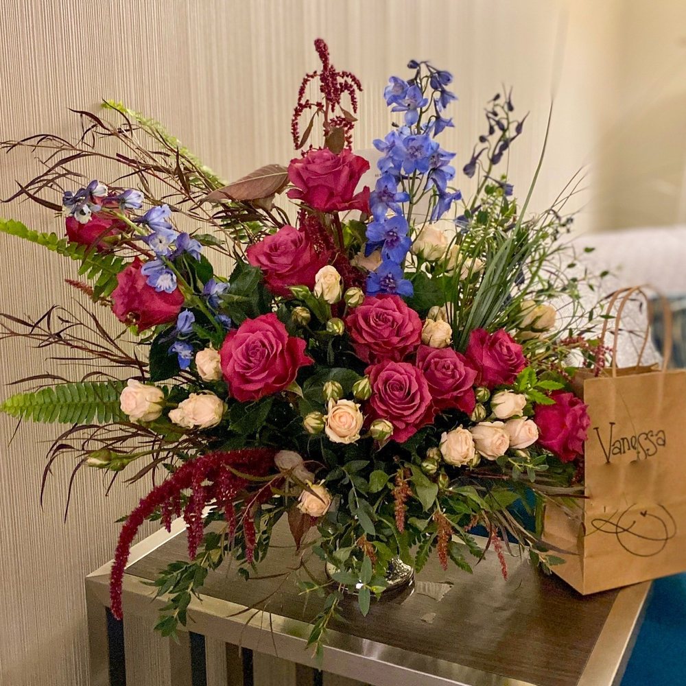 SEATAC BUDS & BLOOMS Updated October 2024 25 Photos & 23 Reviews