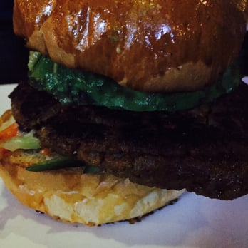 Morrison - Veggie burger (sucks, and tasteless!) - Gastropubs Near Me - Los Angeles, California Morrison - Veggie burger (sucks, and tasteless!) - Gastropubs Near Me - Los Angeles, California