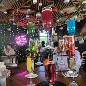 Madres Brunch - Breakfast & Brunch Near Me - Bellflower, California