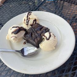 Lakewood Supper Club - Brownie desert