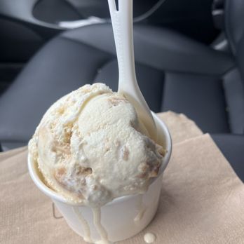 Kansha Creamery - Mr. Universal - Ice Cream & Frozen Yogurt Near Me - Torrance, California Kansha Creamery - Mr. Universal - Ice Cream & Frozen Yogurt Near Me - Torrance, California