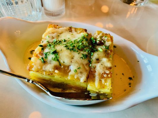 Sophia Steak Lake Forest by null
