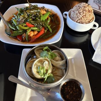 Bulan Thai Vegetarian Kitchen - Maprow Kaew (V)(GF) and Steamed Dumplings (V) - Vegetarian Near Me - Los Angeles, California Bulan Thai Vegetarian Kitchen - Maprow Kaew (V)(GF) and Steamed Dumplings (V) - Vegetarian Near Me - Los Angeles, California