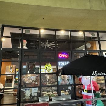 Krush Burger - Restaurant front - Burgers Near Me - Roseville, California