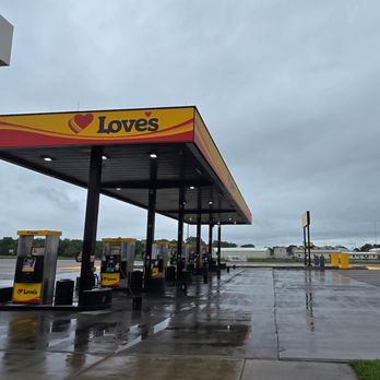 Love's Travel Stop - Gas Stations Near Me - Belleville, Kansas Love's Travel Stop - Gas Stations Near Me - Belleville, Kansas