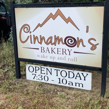 Cinnamon's Bakery - Sign at entrance - Bakeries Near Me - Estes Park, Colorado