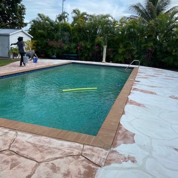 Blue Star Pool - BEFORE - Pool Cleaners Near Me - Miami, Florida