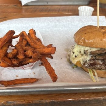 Giddy Up Burgers - OMG burger and sweet potato fries - Burgers Near Me - Seattle, Washington