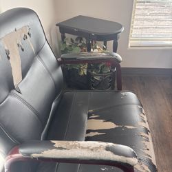 Mansfield Medical Associates - All of the waiting room chairs look like this. Should be unacceptable in a health & wellness setting.