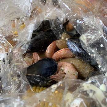 Crabby's On The Lakefront - Shrimp boil w/ mussels - Seafood Near Me - Saint Cloud, Florida Crabby's On The Lakefront - Shrimp boil w/ mussels - Seafood Near Me - Saint Cloud, Florida