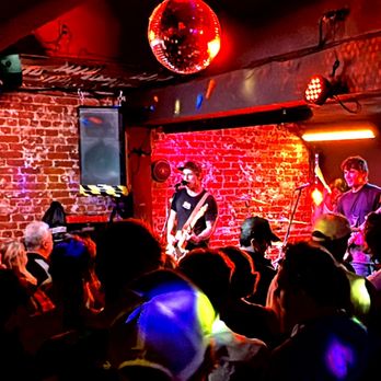 Whiskey Richards - False Puppets rocking the house! - Dive Bars Near Me - Santa Barbara, California Whiskey Richards - False Puppets rocking the house! - Dive Bars Near Me - Santa Barbara, California