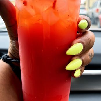 StormBurger - Strawberry Lemonade - Burgers Near Me - Long Beach, California StormBurger - Strawberry Lemonade - Burgers Near Me - Long Beach, California