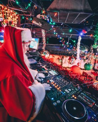Frosty's Christmas Bar Houston by null